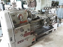 Máy tiện Takisawa