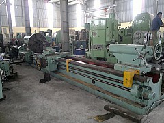 Máy tiện ngang công suất lớn 1M65