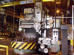 Máy tiện đứng 1516