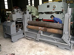 Máy lốc tôn thủy lực 14x2000mm