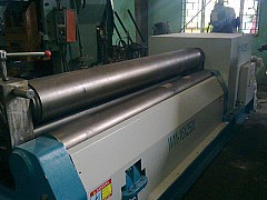 Máy lốc tôn 16x2500mm