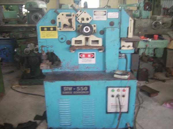 Máy Cắt Đột Liên Hợp