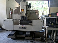 Máy phay CNC ROKUROKU