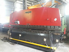 Máy chấn Amada 100x4000mm