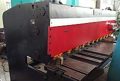 Máy cắt AMADA 6x3000mm