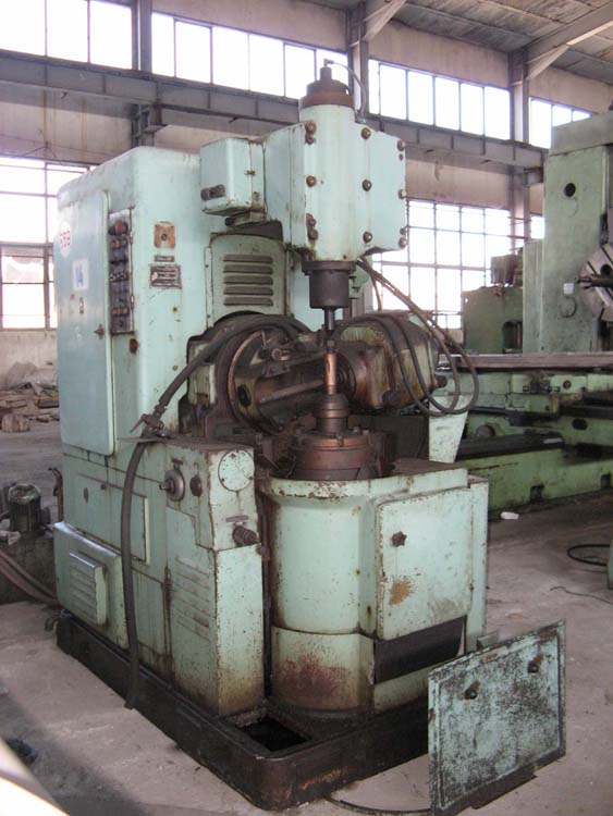 Máy Phay Lăn Răng